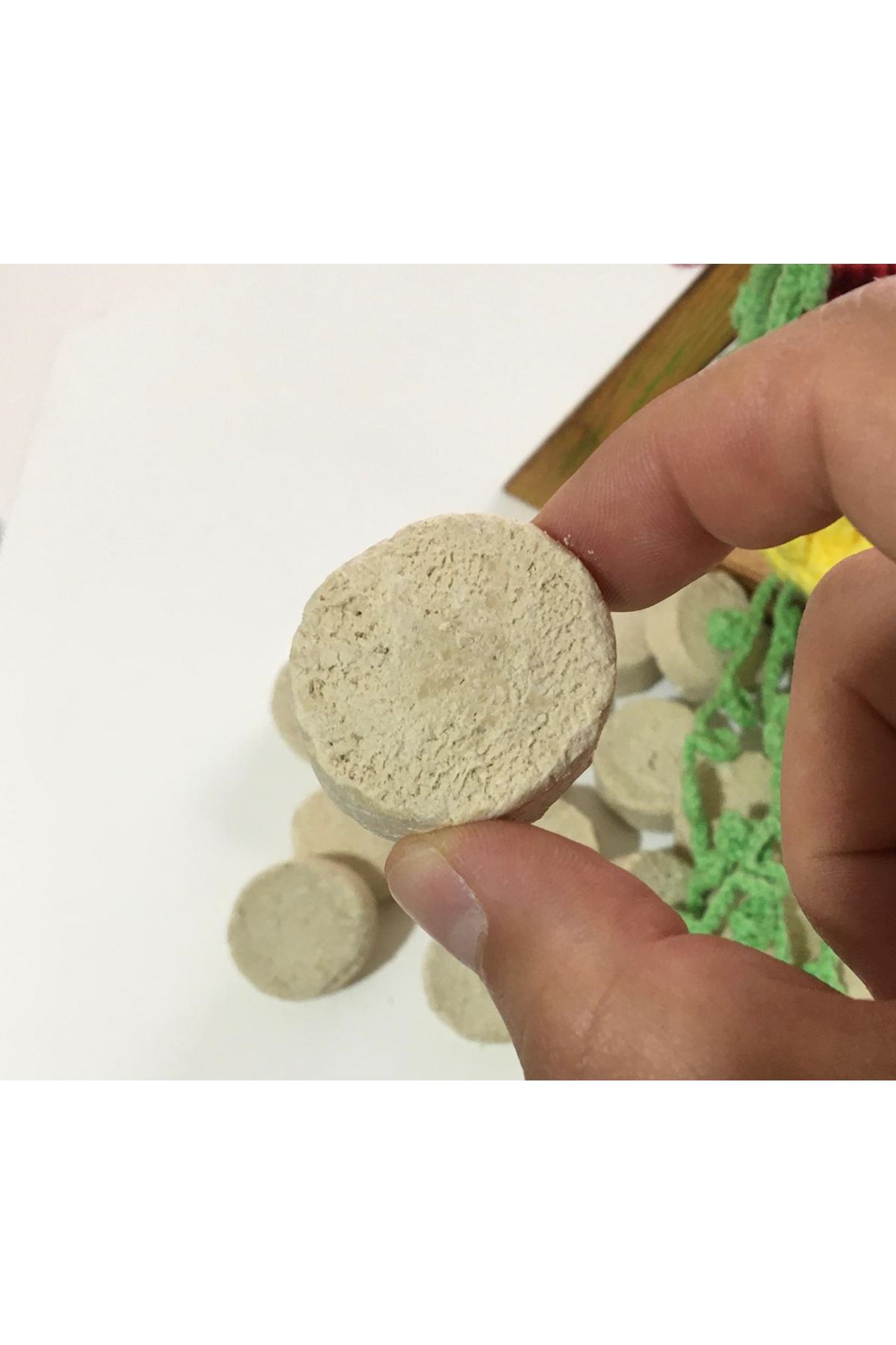 Doğal Ruşur Taşı Yüz Ve Vücut Peelingi (İRAN HAMAM TAŞI) Boya Yada Kimyasal Madde İçermez 1 Adet