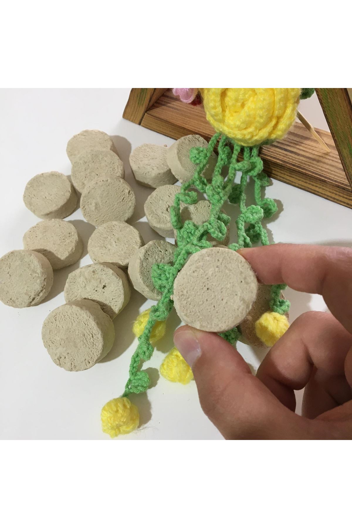 Doğal Ruşur Taşı Yüz Ve Vücut Peelingi (İRAN HAMAM TAŞI) Boya Yada Kimyasal Madde İçermez 1 Adet